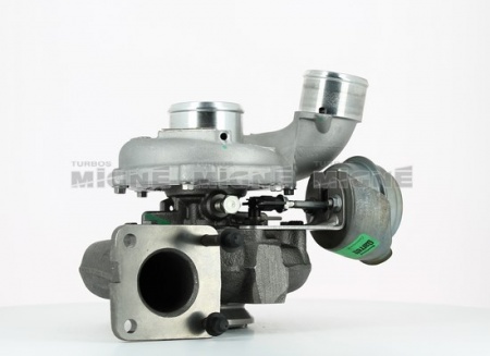 Turbo neuf comprenant :