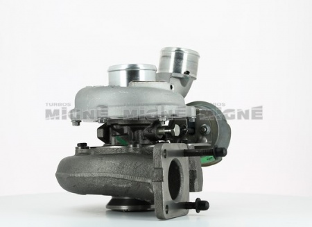 Turbo neuf comprenant :