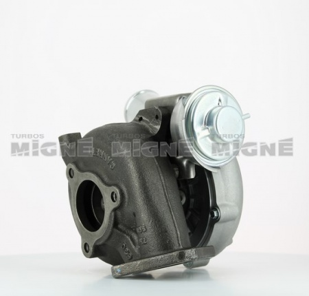 Turbo neuf comprenant :