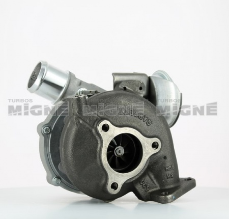 Turbo neuf comprenant :