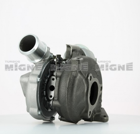 Turbo neuf comprenant :