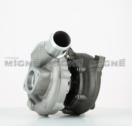 Turbo neuf comprenant :