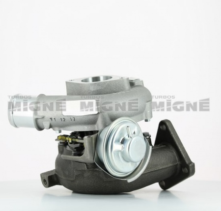 Turbo neuf comprenant :