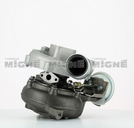 Turbo neuf comprenant :