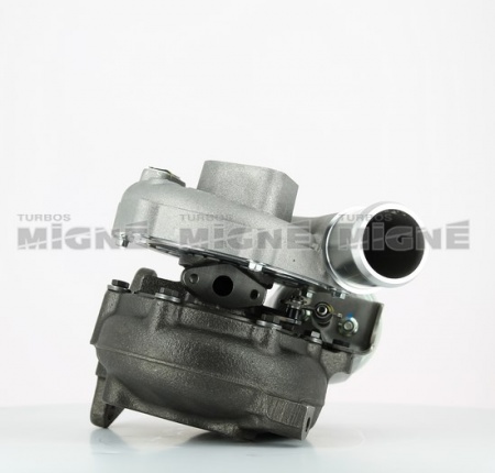 Turbo neuf comprenant :