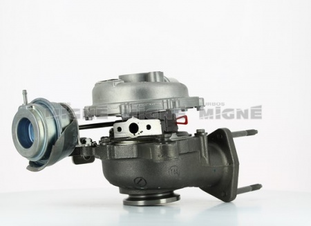 Turbo neuf comprenant :