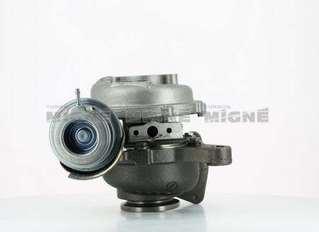 Turbo neuf comprenant :