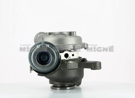 Turbo neuf comprenant :