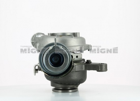 Turbo neuf comprenant :