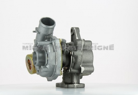 Turbo neuf comprenant :