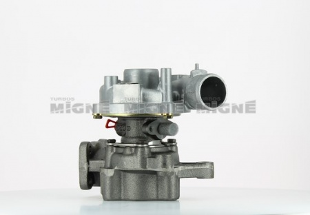 Turbo neuf comprenant :