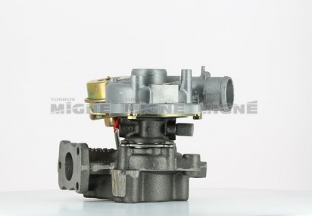 Turbo neuf comprenant :