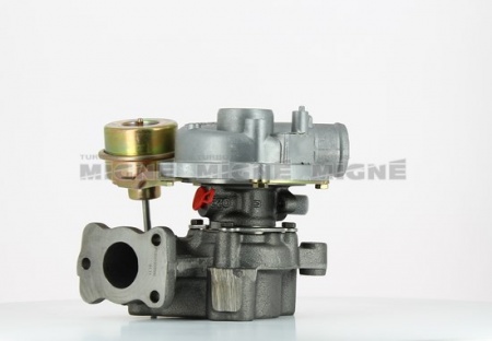 Turbo neuf comprenant :