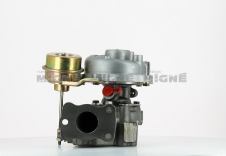 Turbo neuf comprenant :