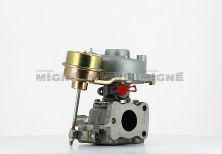 Turbo neuf comprenant :