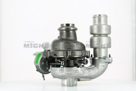 Turbo neuf comprenant :