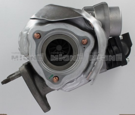 Turbo neuf comprenant :