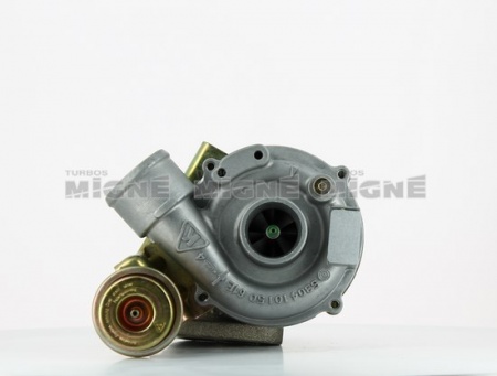 Turbo neuf comprenant :