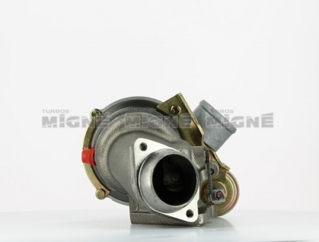 Turbo neuf comprenant :