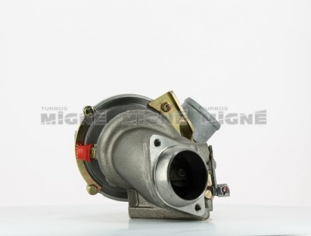 Turbo neuf comprenant :