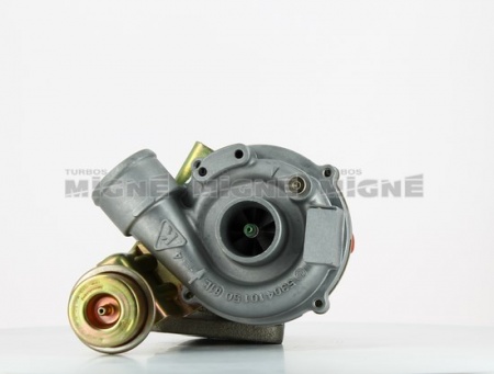 Turbo neuf comprenant :