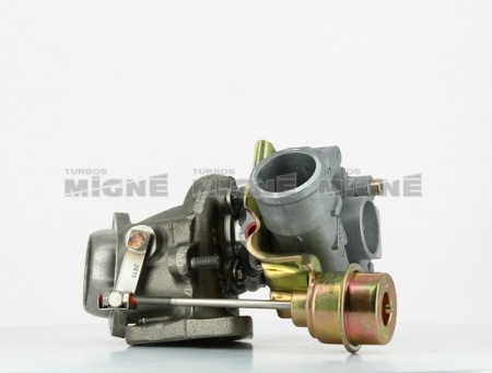 Turbo neuf comprenant :