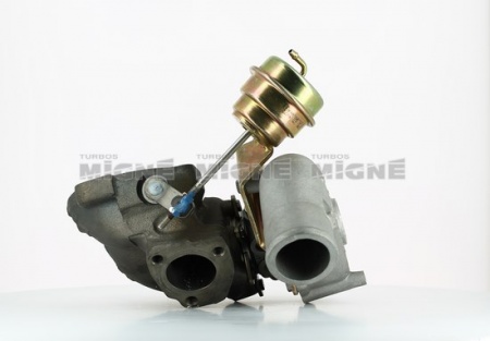 Turbo neuf comprenant :