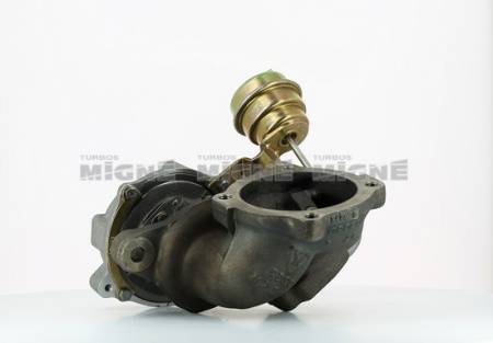 Turbo neuf comprenant :