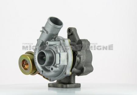 Turbo neuf comprenant :