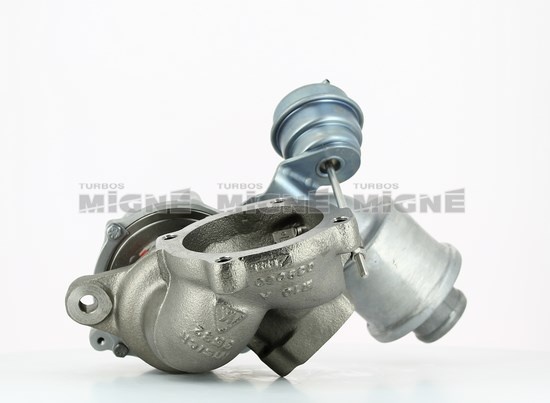 Turbo neuf comprenant :