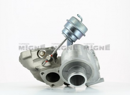 Turbo neuf comprenant :