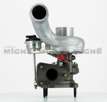 Turbo neuf comprenant :