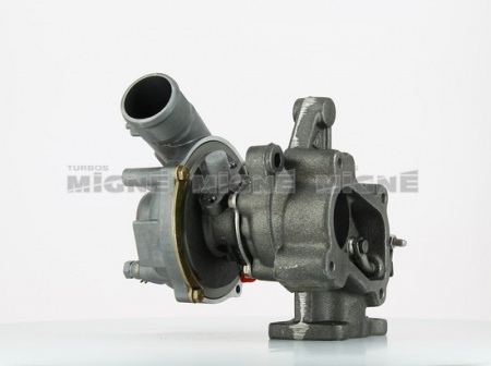 Turbo neuf comprenant :