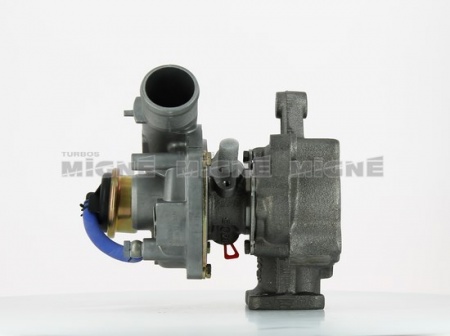 Turbo neuf comprenant :