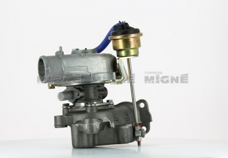 Turbo neuf comprenant :