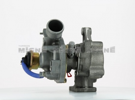 Turbo neuf comprenant :