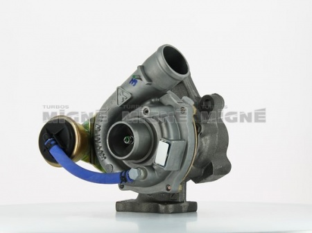 Turbo neuf comprenant :