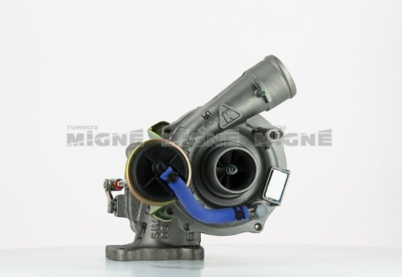 Turbo neuf comprenant :