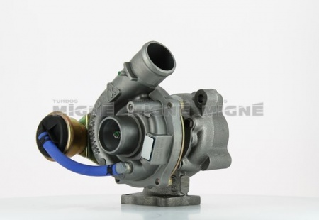 Turbo neuf comprenant :