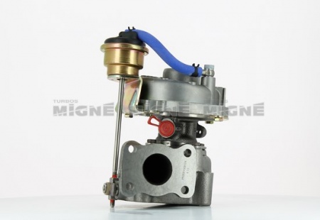 Turbo neuf comprenant :