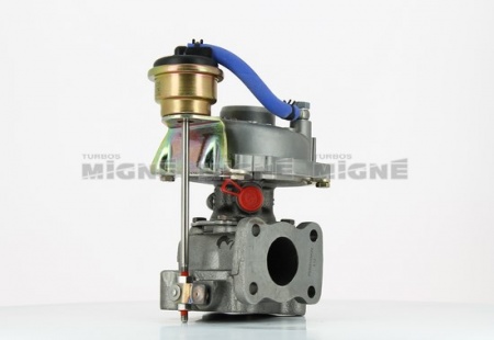 Turbo neuf comprenant :