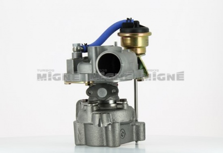 Turbo neuf comprenant :