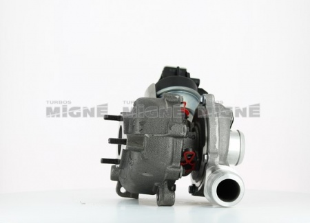 Turbo neuf comprenant :