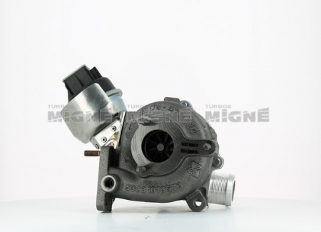 Turbo neuf comprenant :