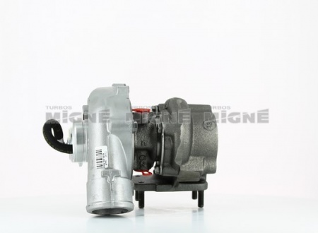 Turbo neuf comprenant :