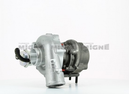 Turbo neuf comprenant :