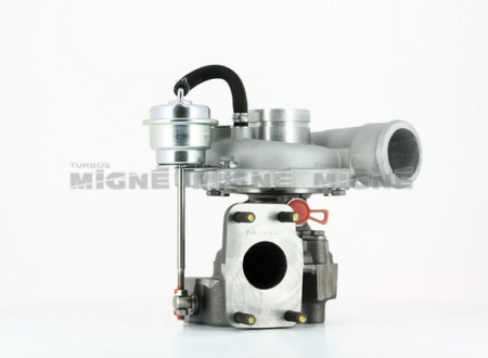 Turbo neuf comprenant :