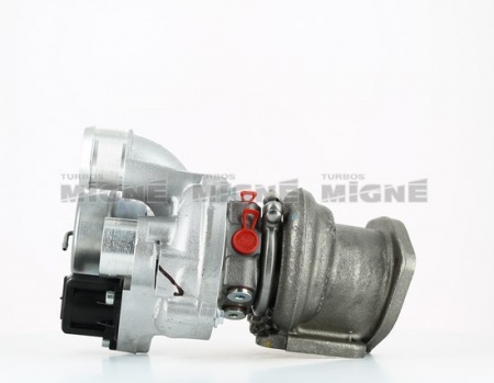 Turbo neuf comprenant :