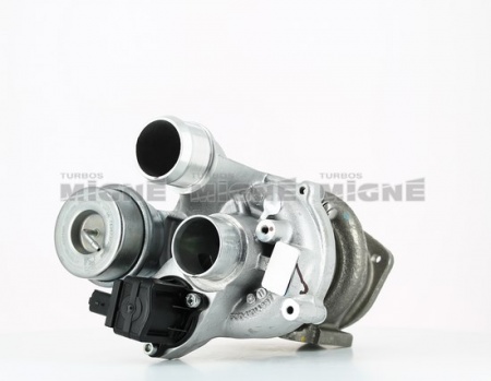 Turbo neuf comprenant :