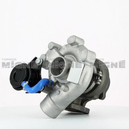 Turbo neuf comprenant :